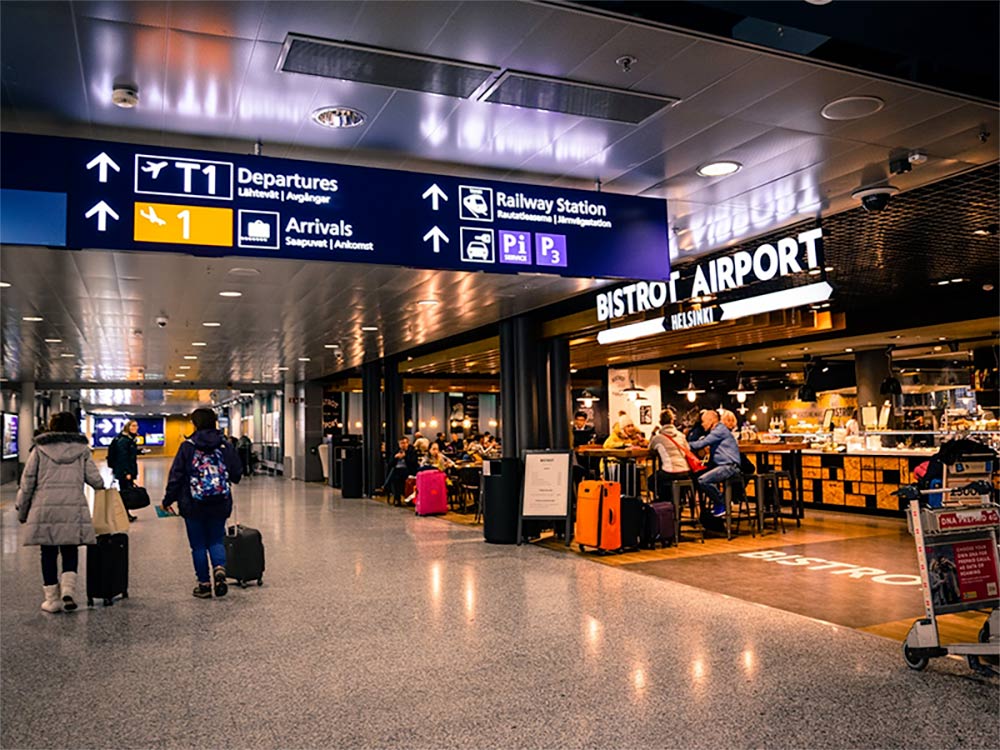 Aprenda como chegar nos principais aeroportos de Nova York usando o transporte público! Dicas para o JFK, La Guardia e Newark!