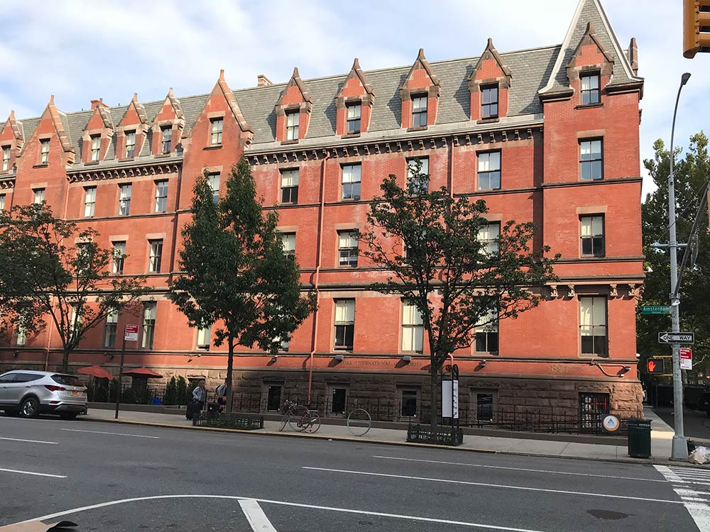 Conheça o melhor hostel de Nova York nesse post! Leia a resenha completa sobre o HI NYC!